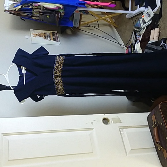 Badgley Mischka Dresses & Skirts - Badgley mischka dress full length wedding occasion sz 0